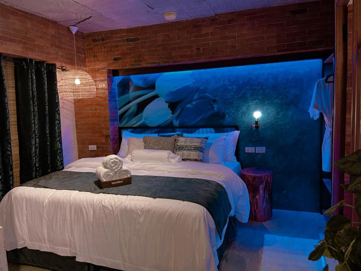 Clockworkorange Luxury Suites With Netflix Isla de Mactán Exterior foto